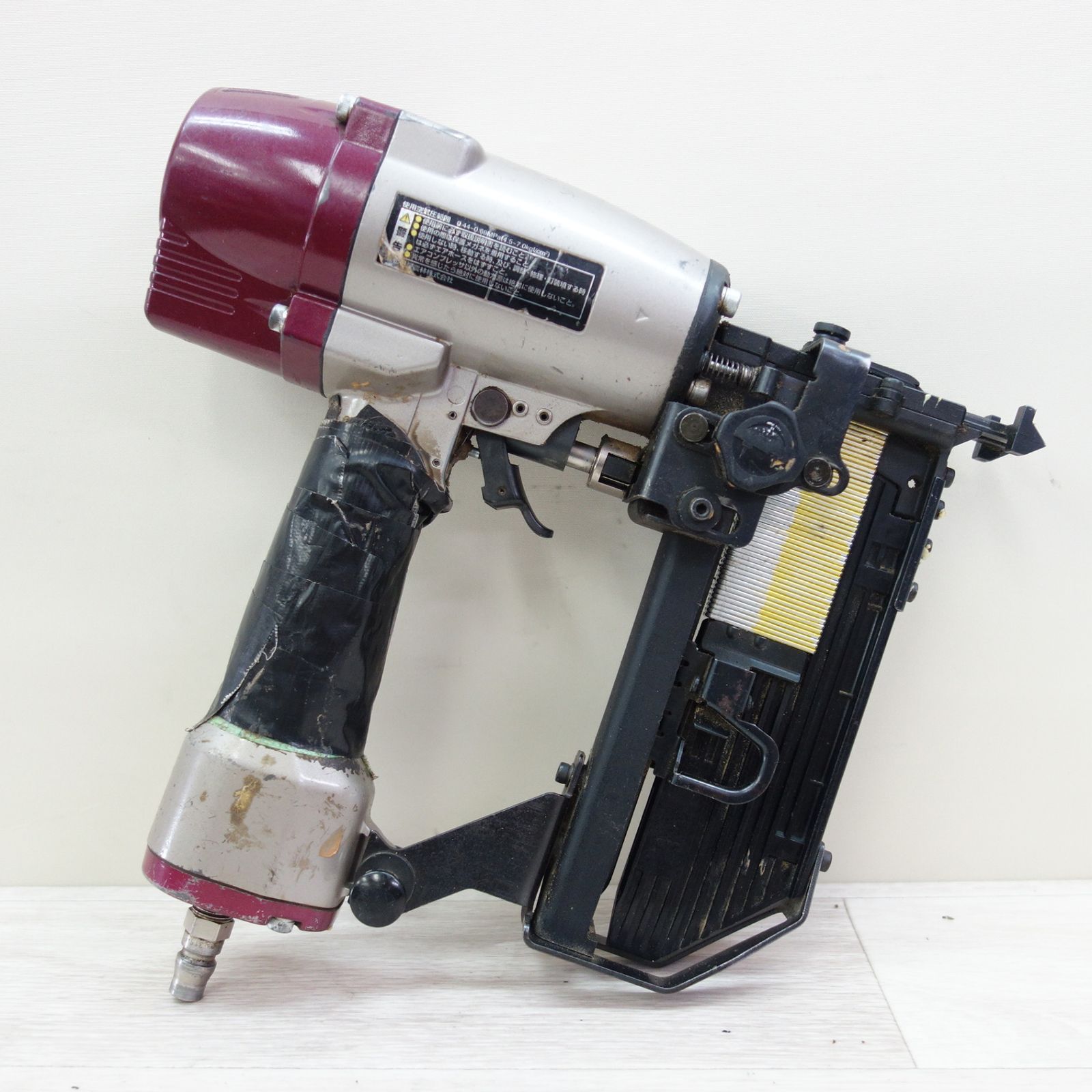 KT-1150F 常圧フロアタッカー　兼松　kanematu 釘打ち機 兼松 カネマツ フロアタッカー 常圧 動作OK KTZ-1150F肩巾11mm