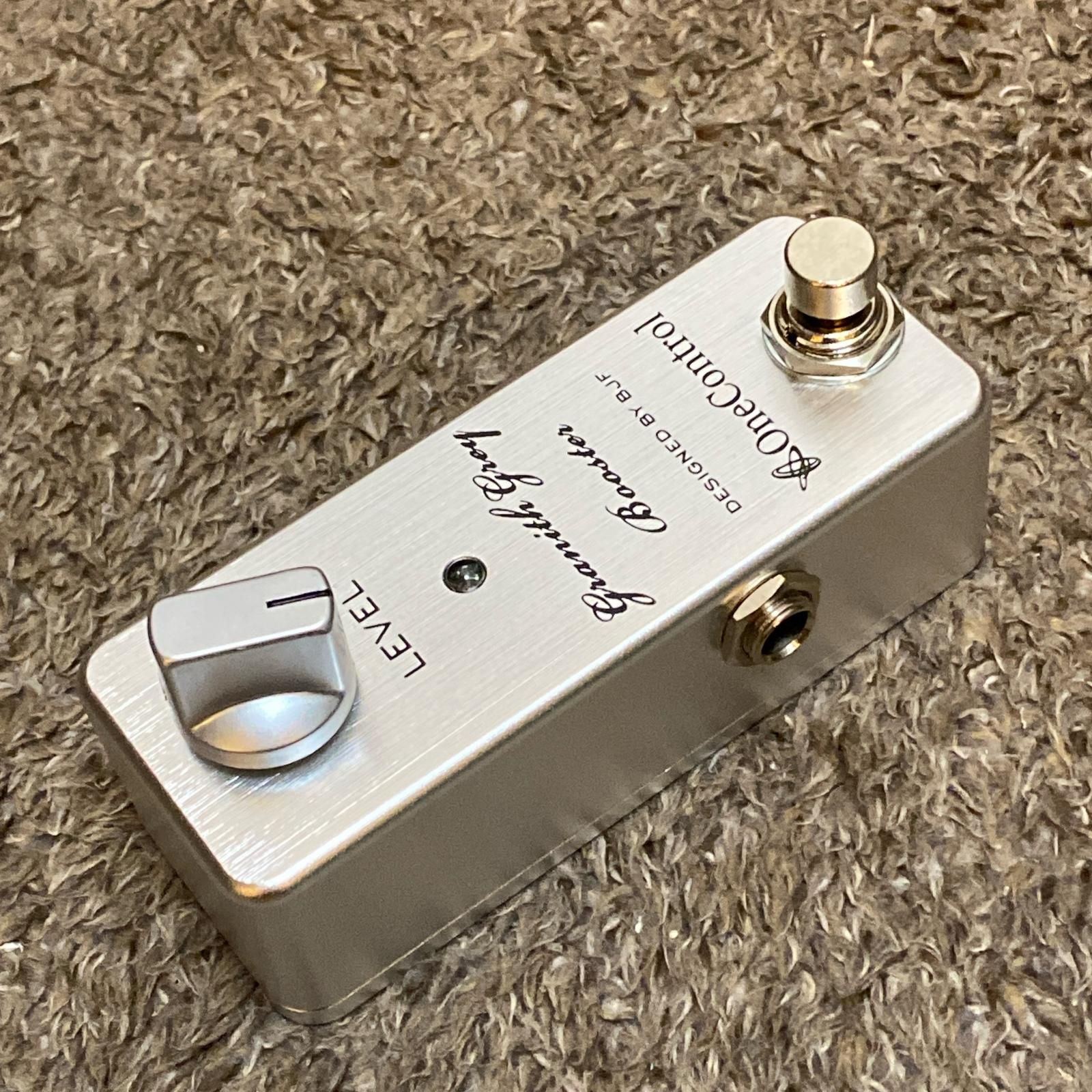 ☆ OneControl Granith Grey Booster中古美品です！ ONE CONTROL GRANITH GREY BOOSTER エフェクター 【ほぼ未使用で