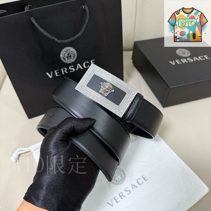 ［新品未使用］VERSACE ブラックレザー ベルト メデューサヘッド クリスタル ラ メドゥーサ レザー ベルト ブラック | VERSACE JP