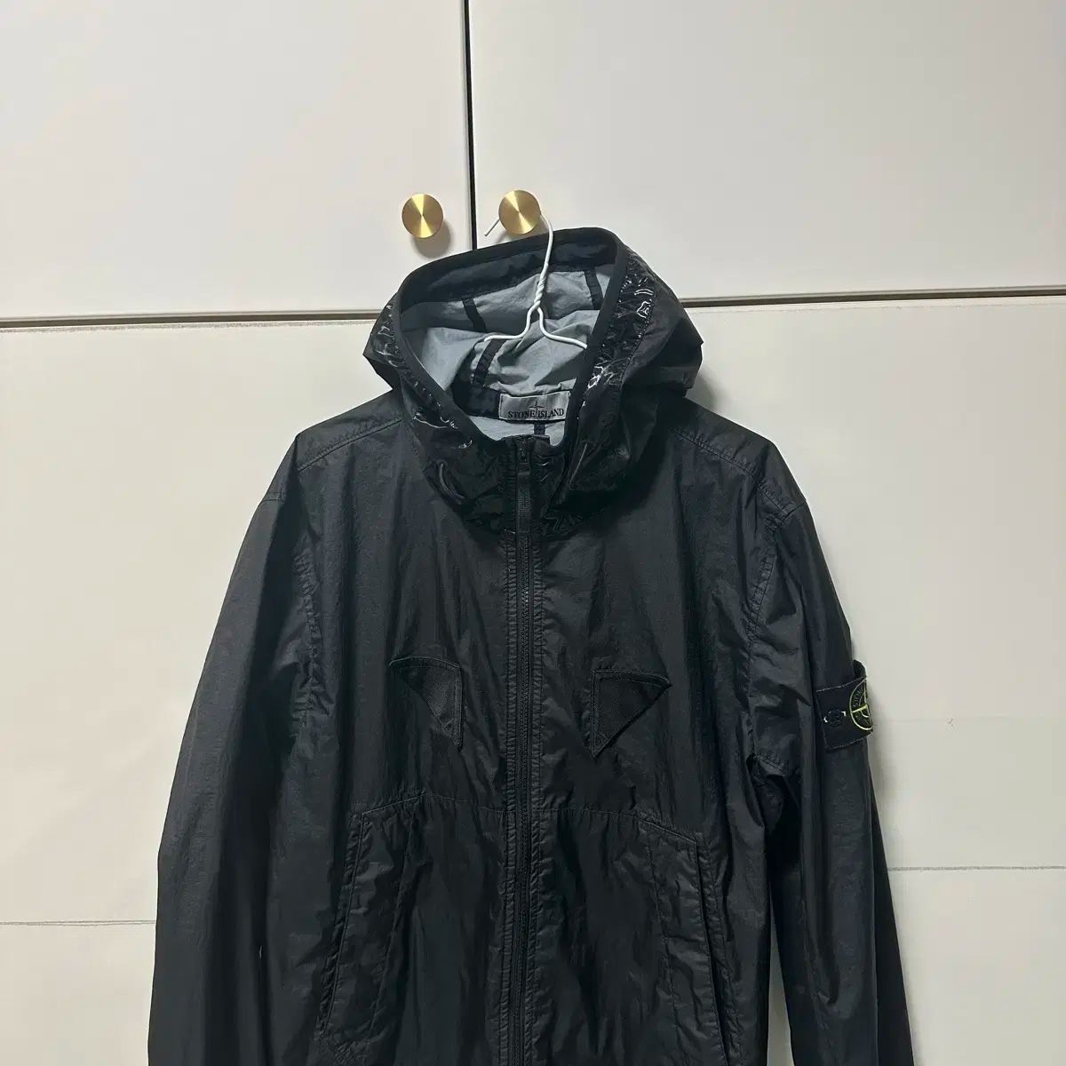 STONE ISLAND ストーンアイランド メンブラーナ フード 黒 ジャケット