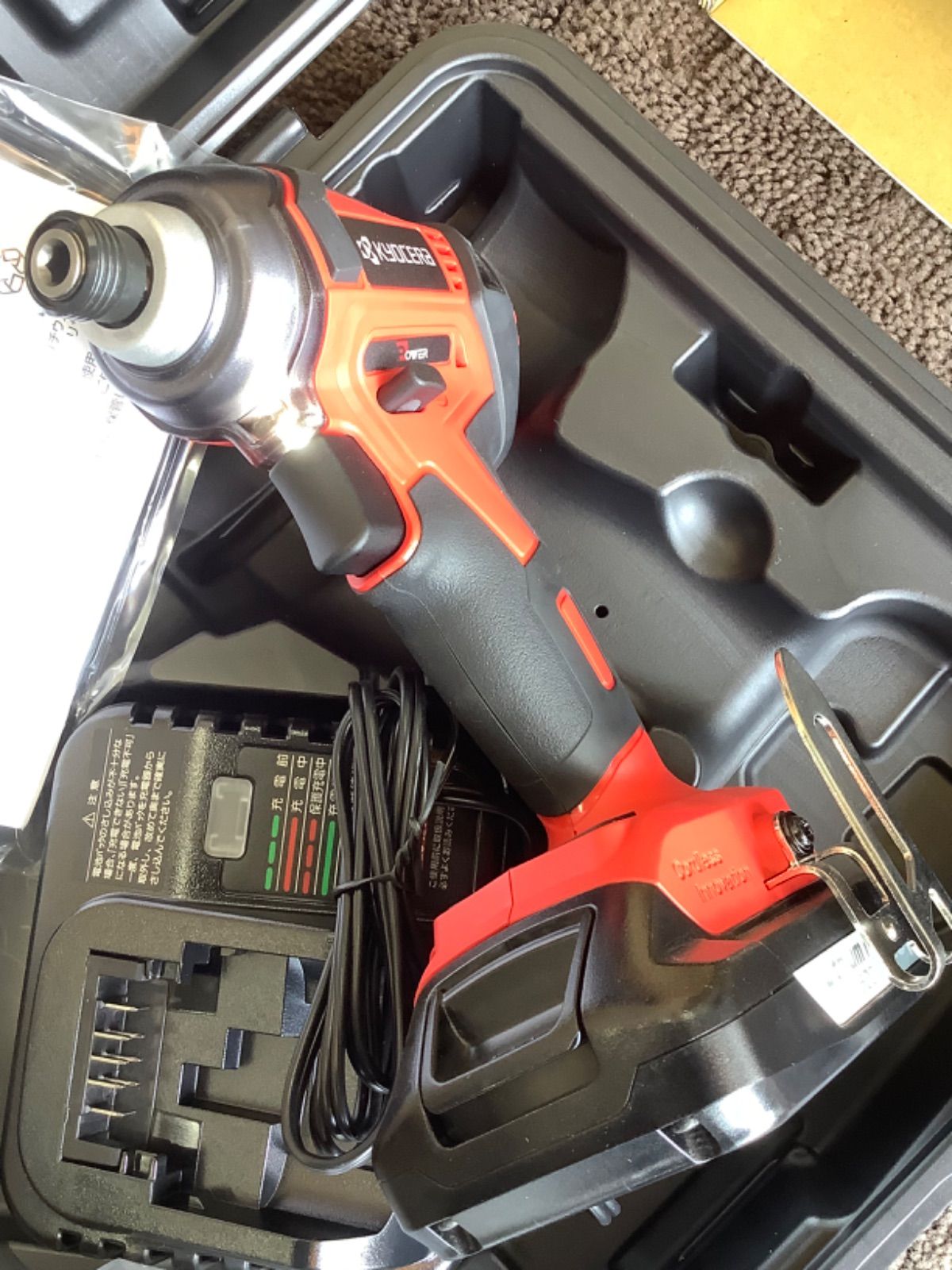 18V充電式インパクトドライバ BID-1807L1