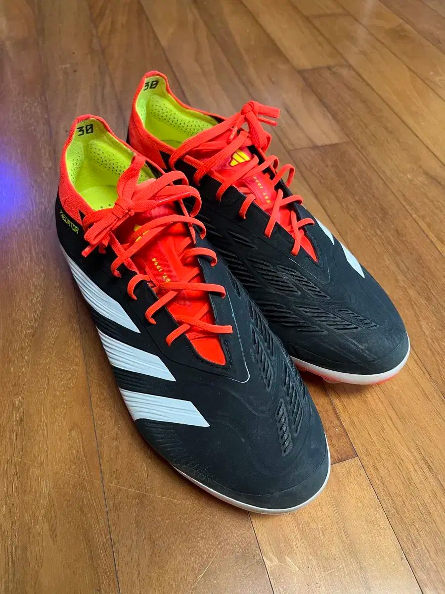 スポーツ スポーツ プレデター ELITE HG/AG ジャパン / 土・人工芝用