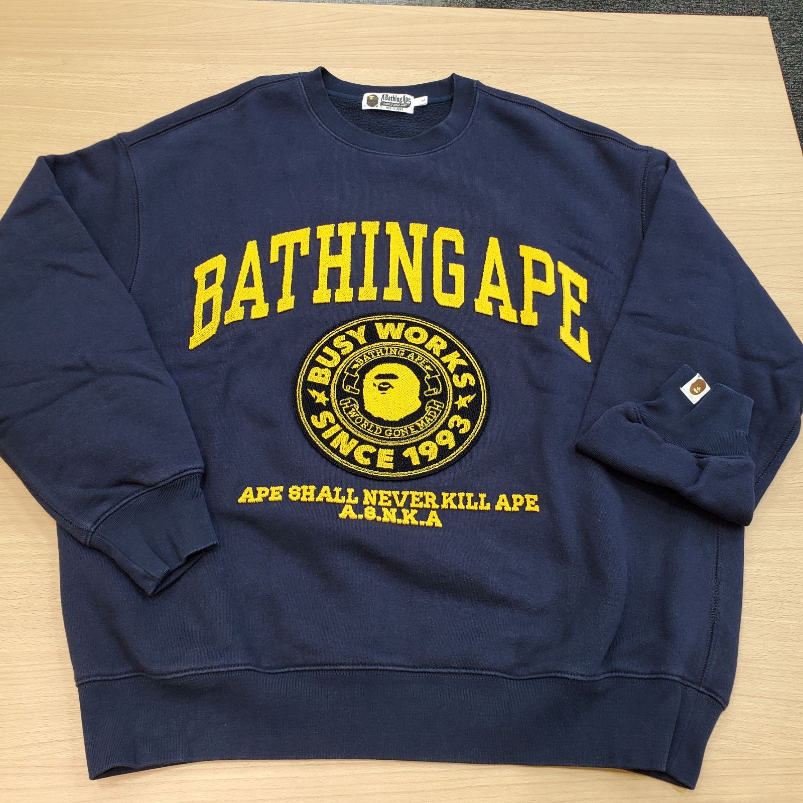A BATHING APE アベイシングエイプ　スウェット L A BATHING APE - 未使用 アベイシングエイプ 長袖 スウェット