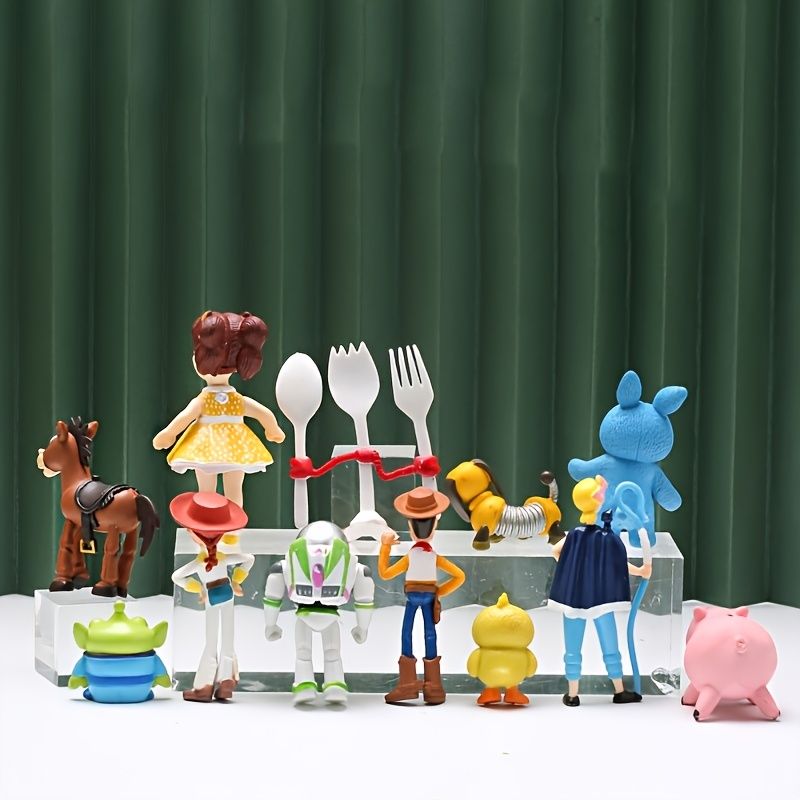 ウッディとジェシー フィギュアセット （Amazon.co.jp: トイ