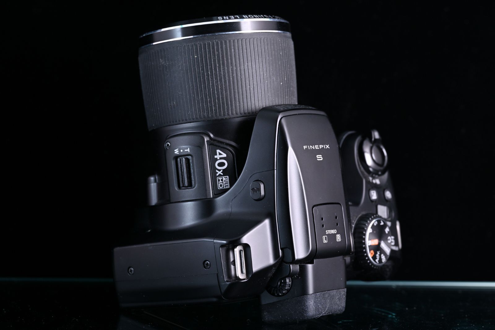 FUJIFILM FinePix s8200 [動作品] 元箱付き 光学ズーム40倍 - メルカリ