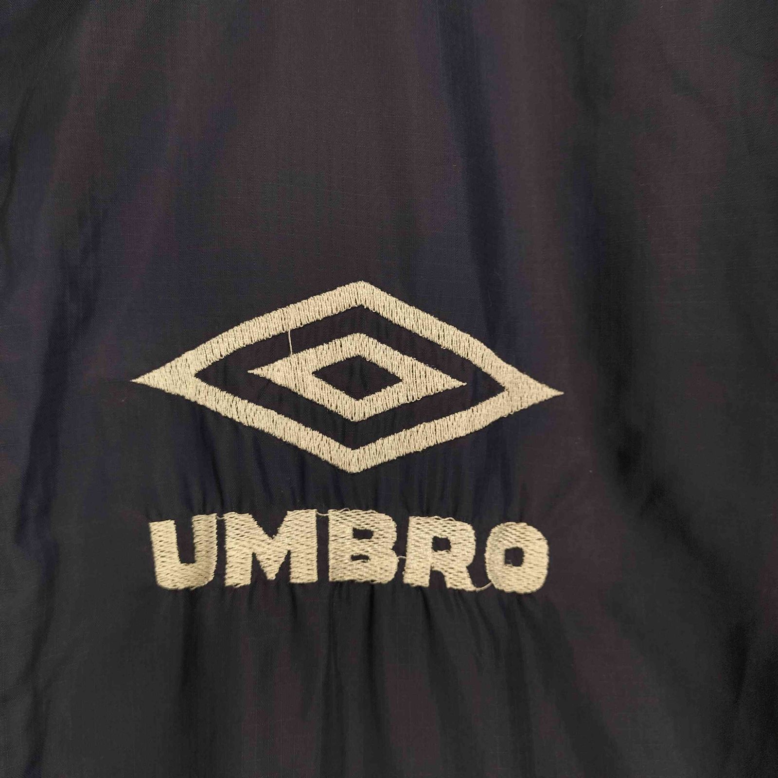 アンブロ UMBRO 90s- リップストップ ダブルダイヤモンド刺繍ナイロン 