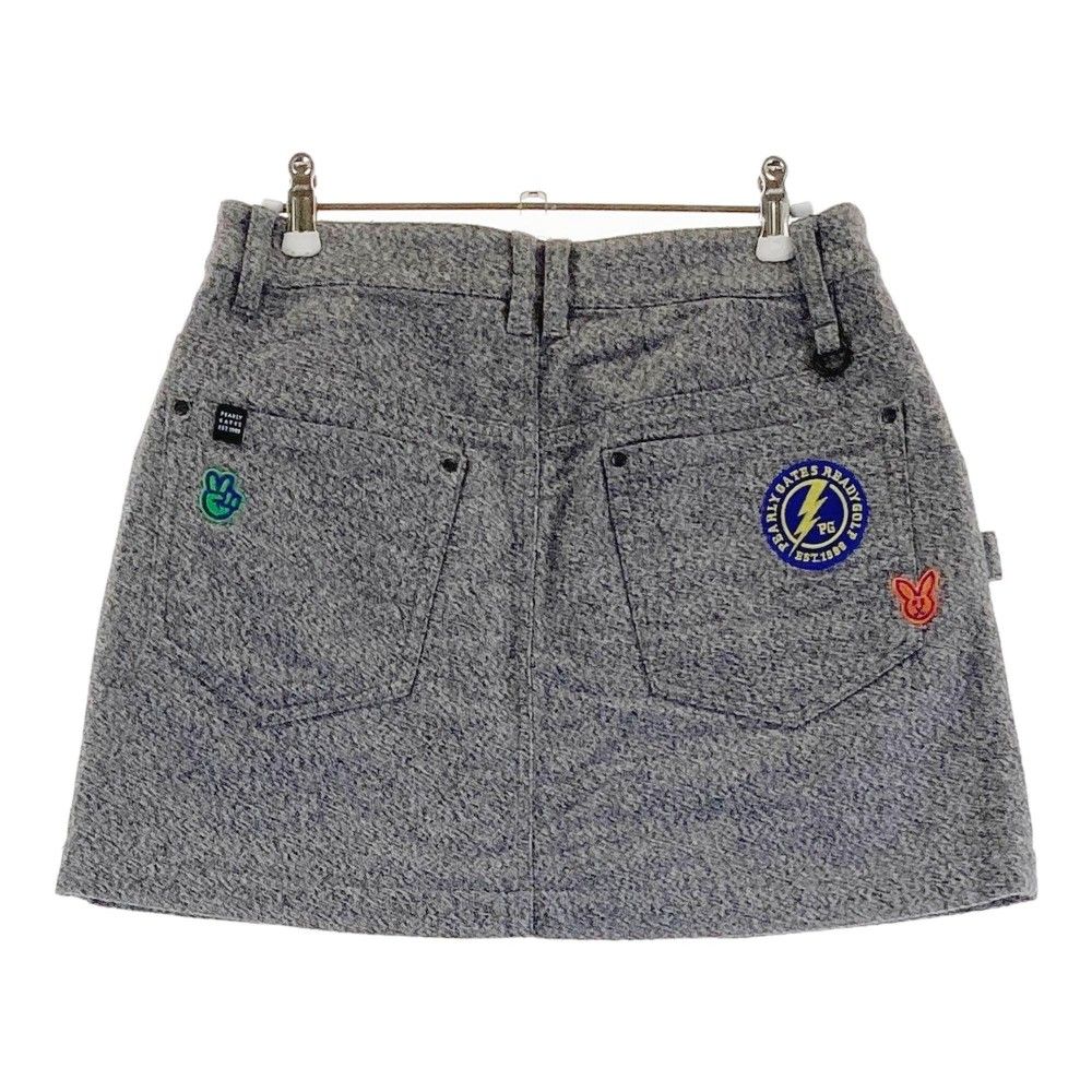 サイズ：1 PEARLY GATES パーリーゲイツ  裏起毛 ストレッチ スカート ワッペン  グレー系 [240101464398] ゴルフウェア レディース ストスト サイズ：1 PEARLY GATES パーリーゲイツ 裏起毛 ストレッチ