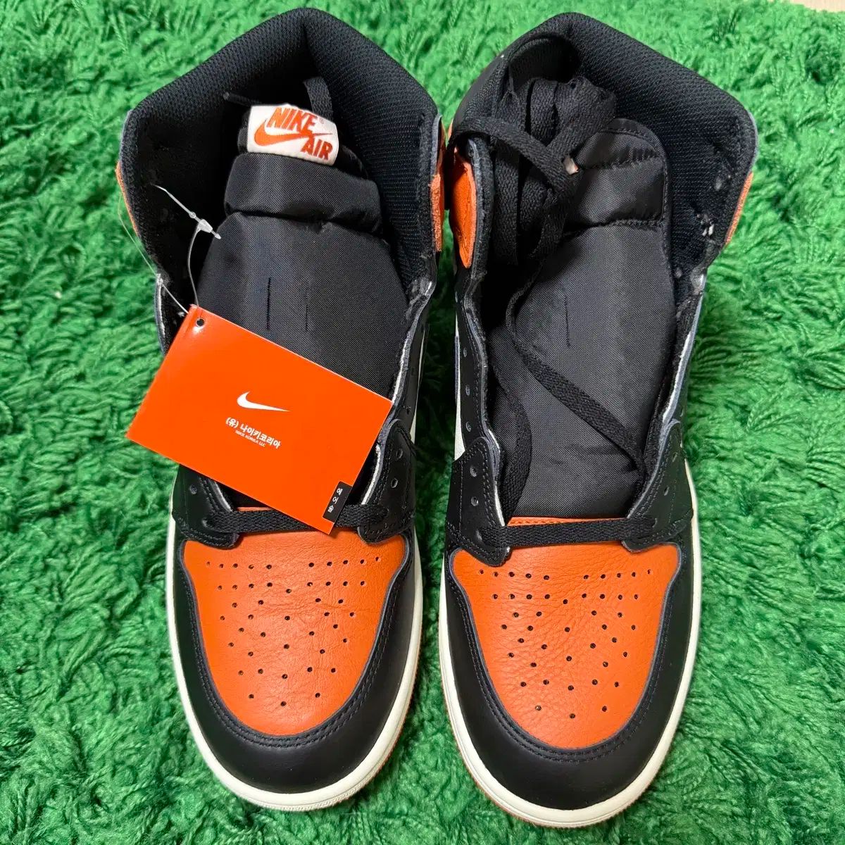 28.5cm ファッション Nike Air Jordan 1 リベリオネア エアジョーダン