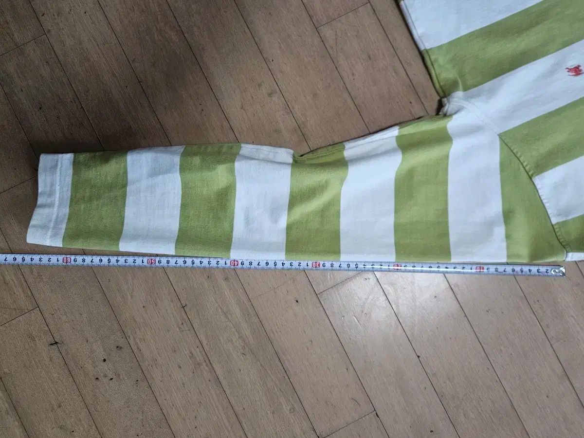 長袖Tシャツ 100
