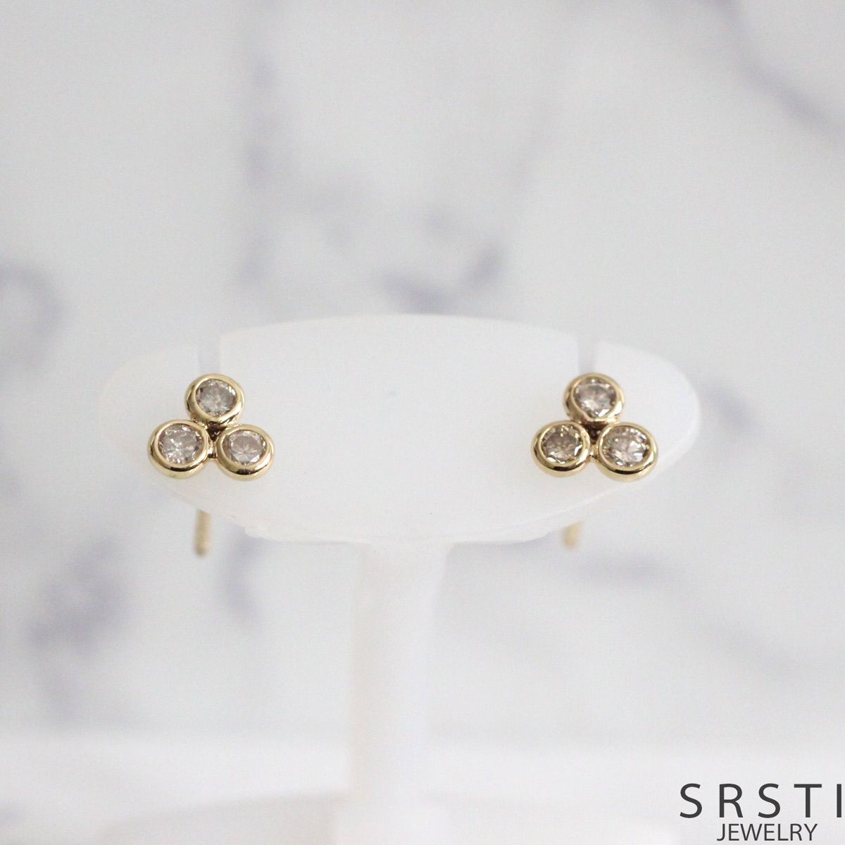 ダイヤモンドクローバーK14ゴールドスタッドピアス