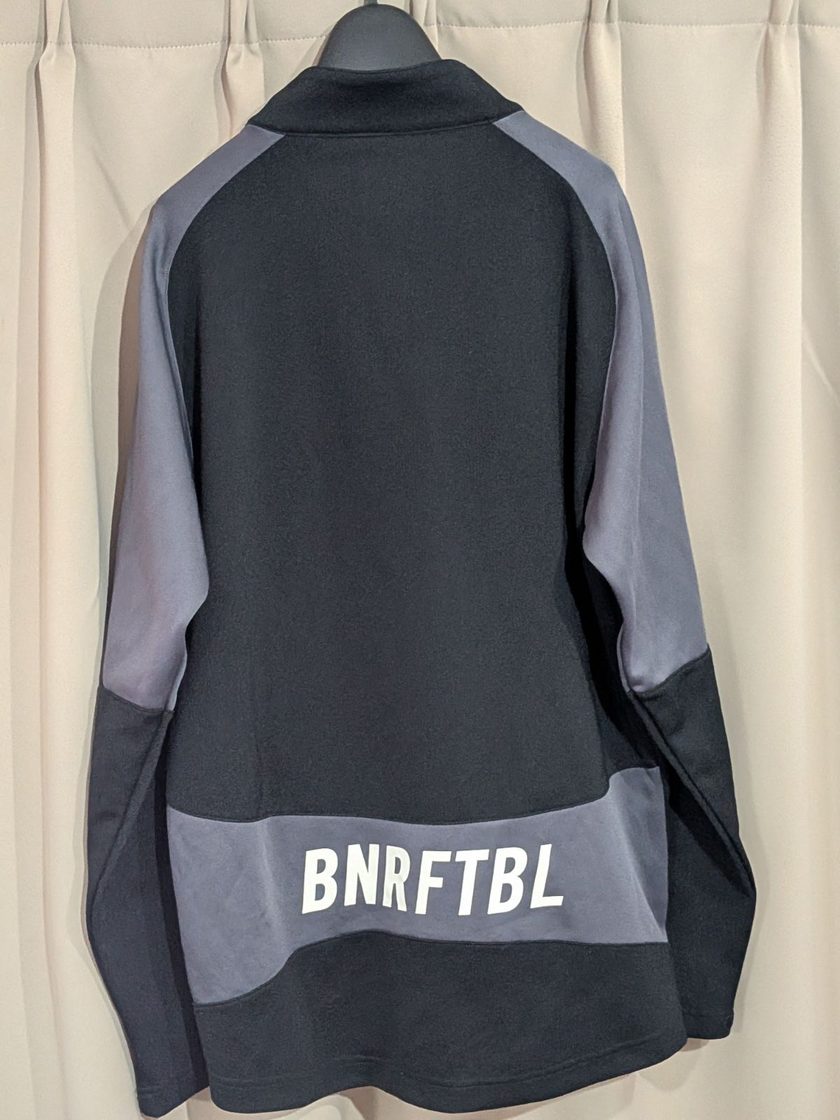 ボネーラ Lサイズ ジャージ 黒 グレー BNRFTBL ハーフジップ オシャレ ボネーラ Lサイズ ジャージ 黒 グレー BNRFTBL ハーフジップ