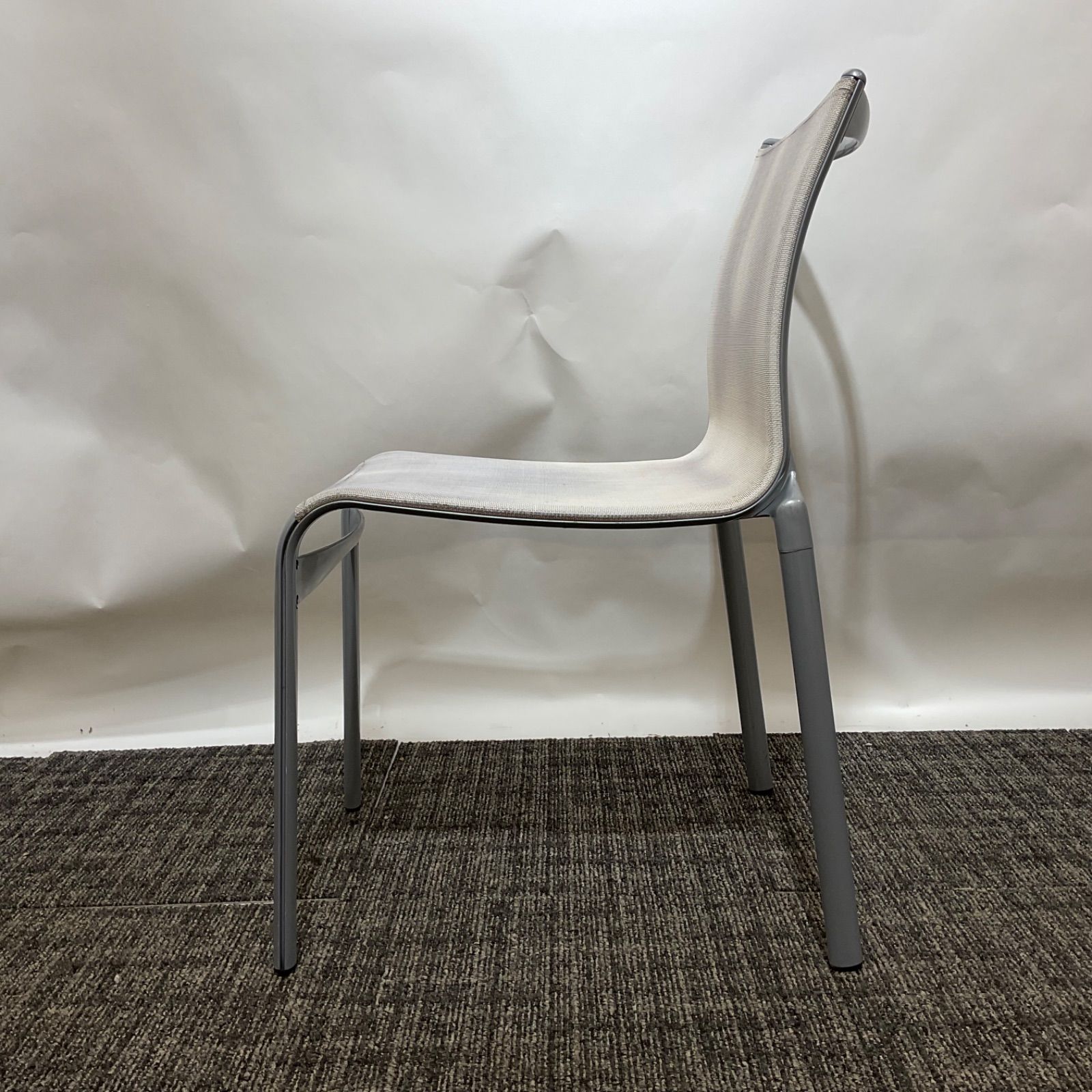 Cassina カッシーナ Alias HIGHFRAME アリアス ハイフレーム スタッキングチェア 使用感あり MARWIL-DEMENAGEMENTS_CH