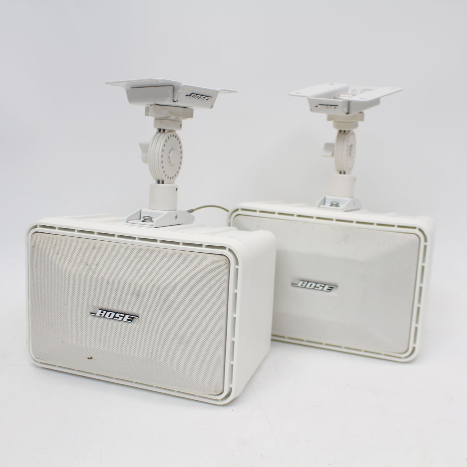 574)Bose ボーズ 101MMW スピーカー 2台セット ホワイト BOSE 101MM