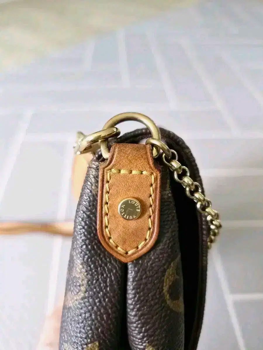 ヴィトン トロカデロ　ショルダー 楽天市場】LOUIS VUITTON ルイ ヴィトン エピ トロカデロ27 ショルダー