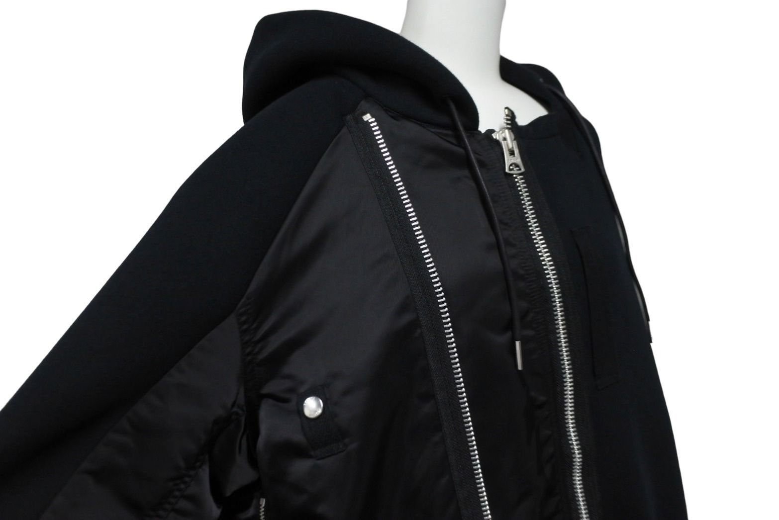 Sacai サカイ スウェット ブルゾン SPONGE SWEAT HOODIE 23-03173M AW23 再構築 ブラック ネイビー サイズ4 美品 中古 55152 Sacai サカイ スウェット ブルゾン SPONGE SWEAT HOODIE 23-03173M