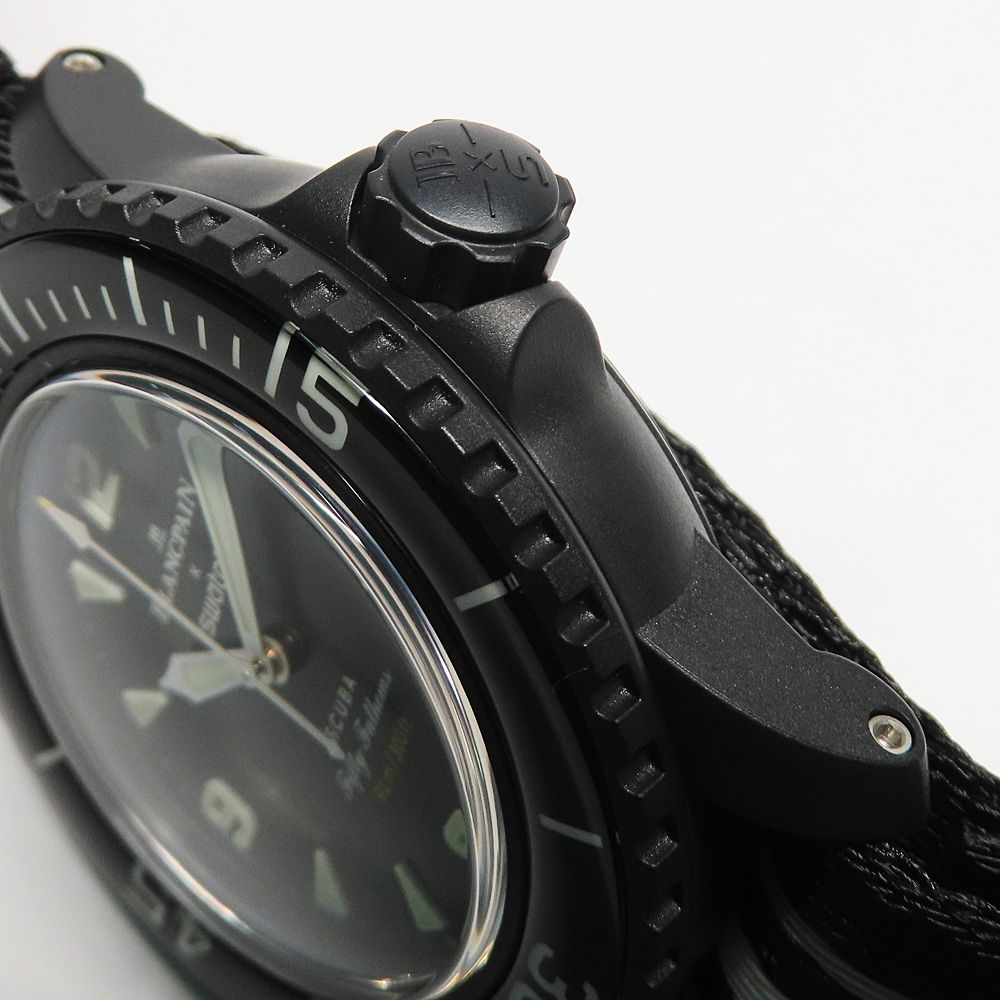 フィフティファゾムス