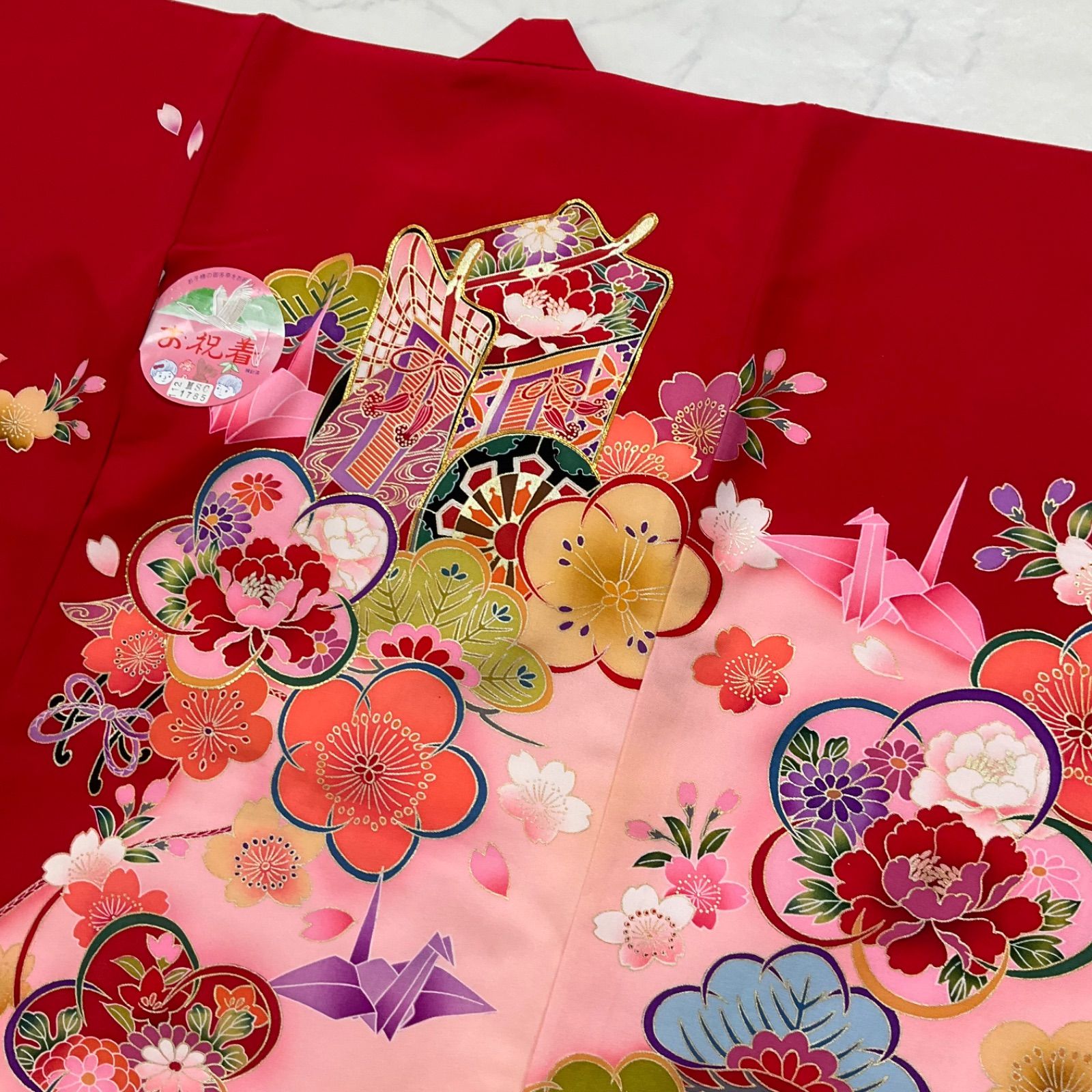 ◇kimono+one◇新品同然◇産着◇お宮参り◇長襦袢付き◇仕付け糸付◇赤 