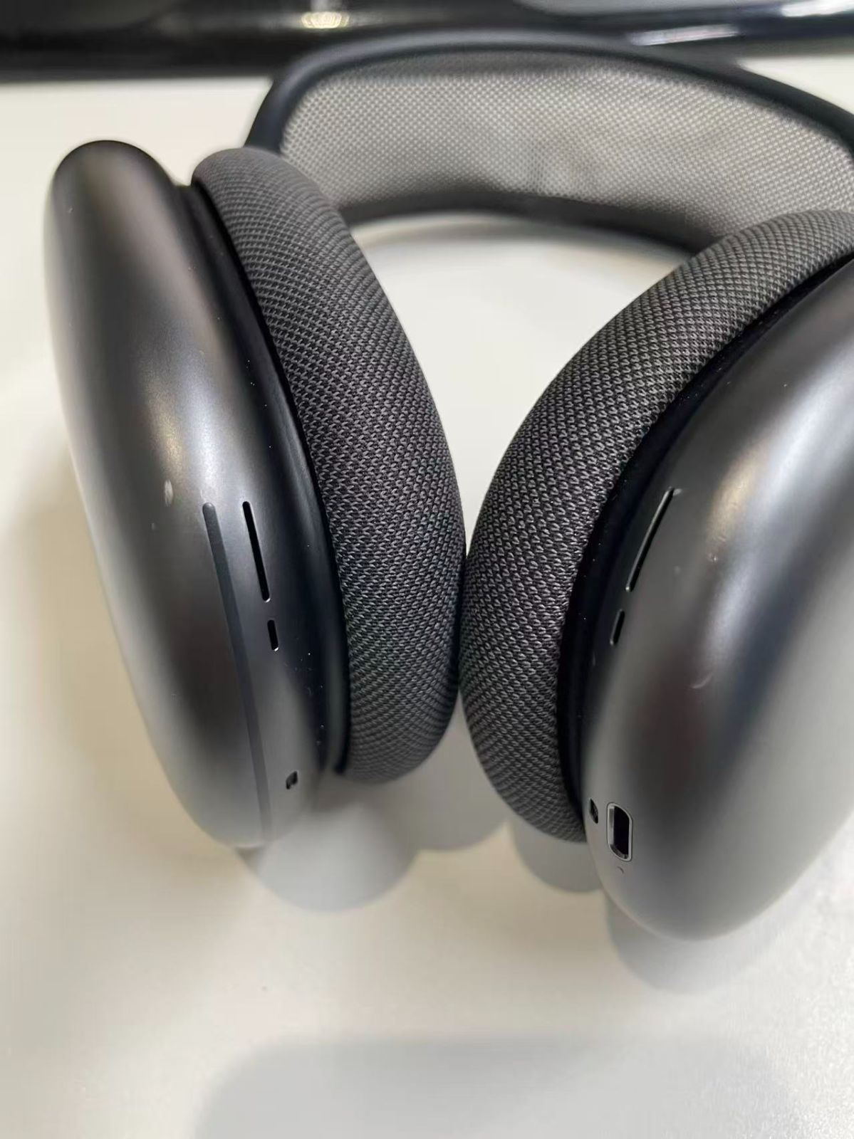  Apple AirPods Max MGYH 3 J A 2096 ワイヤレスヘッドホン スペースグレー ワイヤレスヘッドホン ヘッドホン