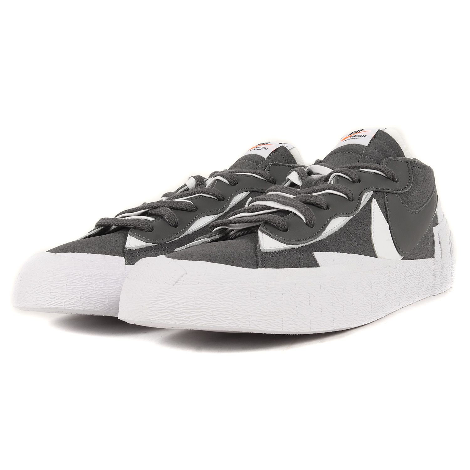 新品同様 Sacai サカイ サイズ:31.0cm 21SS NIKE BLAZER LOW (DD1877-002) SACAI IRON GREY  ナイキ ブレザー ロー アイアングレー US12 ローカット スニーカー シューズ コラボ 靴【メンズ】 - メルカリ