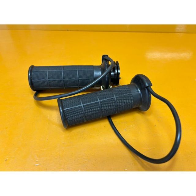 純正グリップヒーター 08T70-KZV-J01