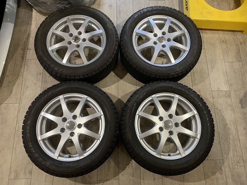 【2212019】スタッドレス LAPORTA01 16インチ 6.5J +38 PCD114.3 5H + BRIDGESTONE VRX 205/55R16 2019年 クラウン リーフ スカイライン 等