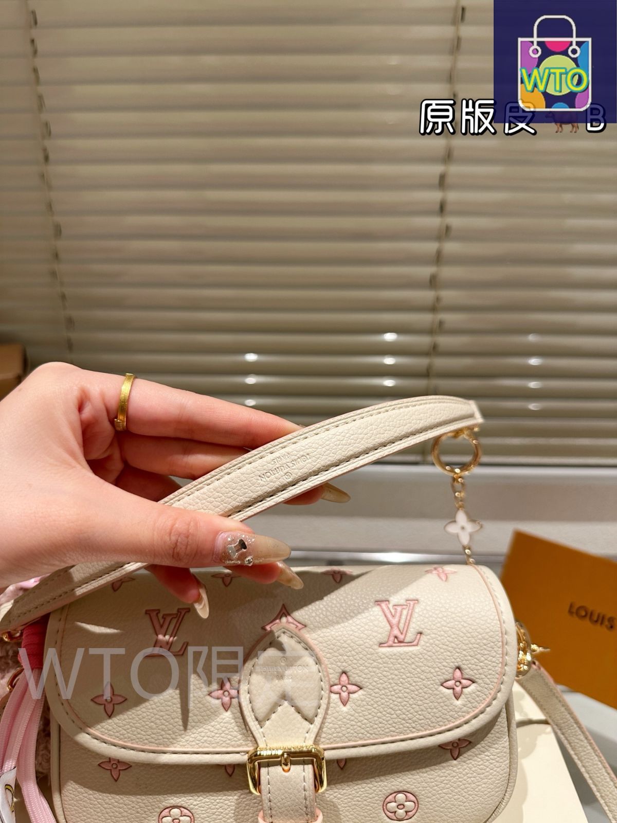 <新品未使用>Louis Vuitton アンプラントタイニー・バックパック 今日特価】LV ルイヴィトン ナノダイアン ミニバッグ ペンダント