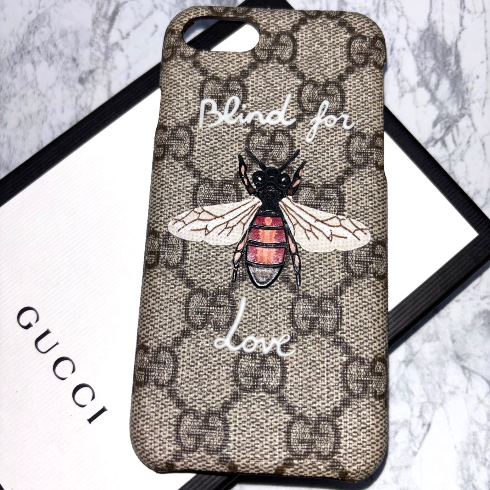 GUCCI - 【美品】GUCCI iPhone７、8ケースハチ  bee ビー GUCCI - 【美品】GUCCI iPhone7、8ケースハチ bee ビーの通販