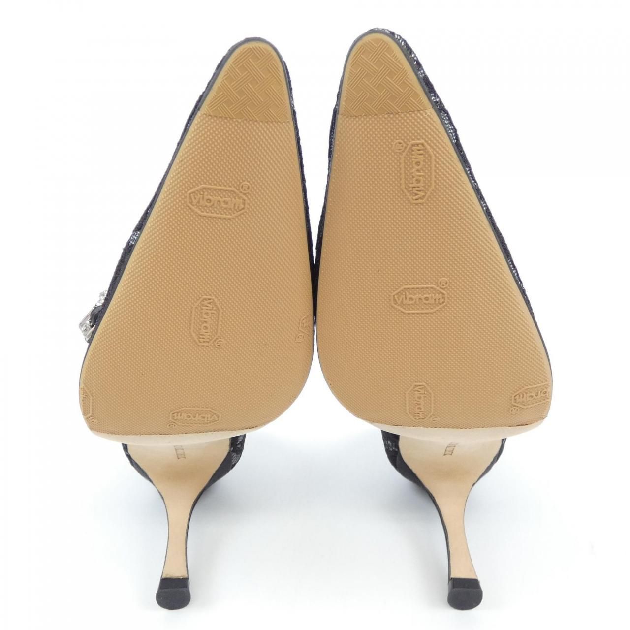 マノロブラニク MANOLO