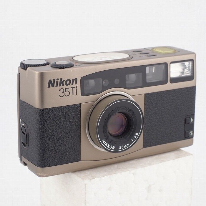 Nikon 35