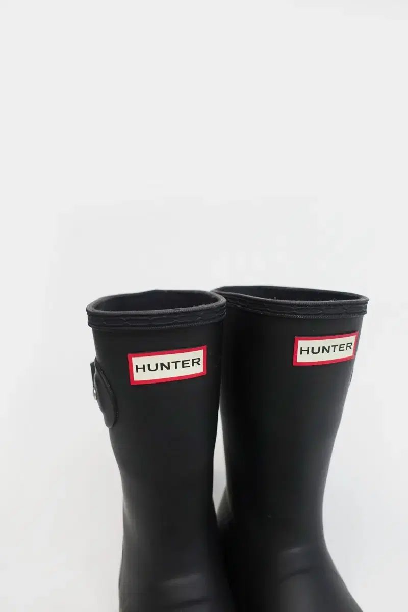 HUNTER
