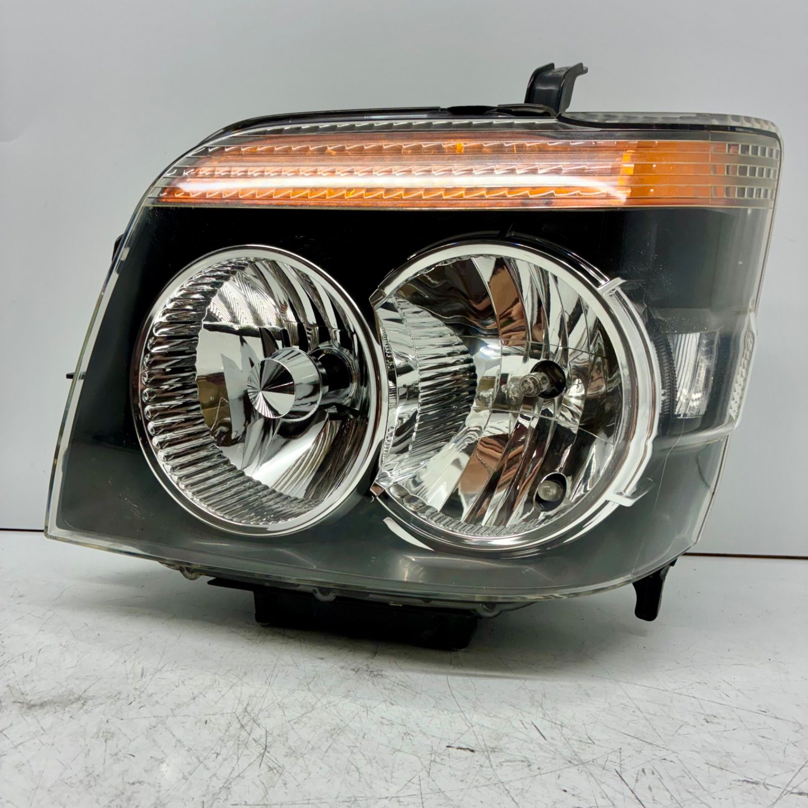 アトレーワゴン ヘッドライト アトレー S330G S320G ダイハツ HID