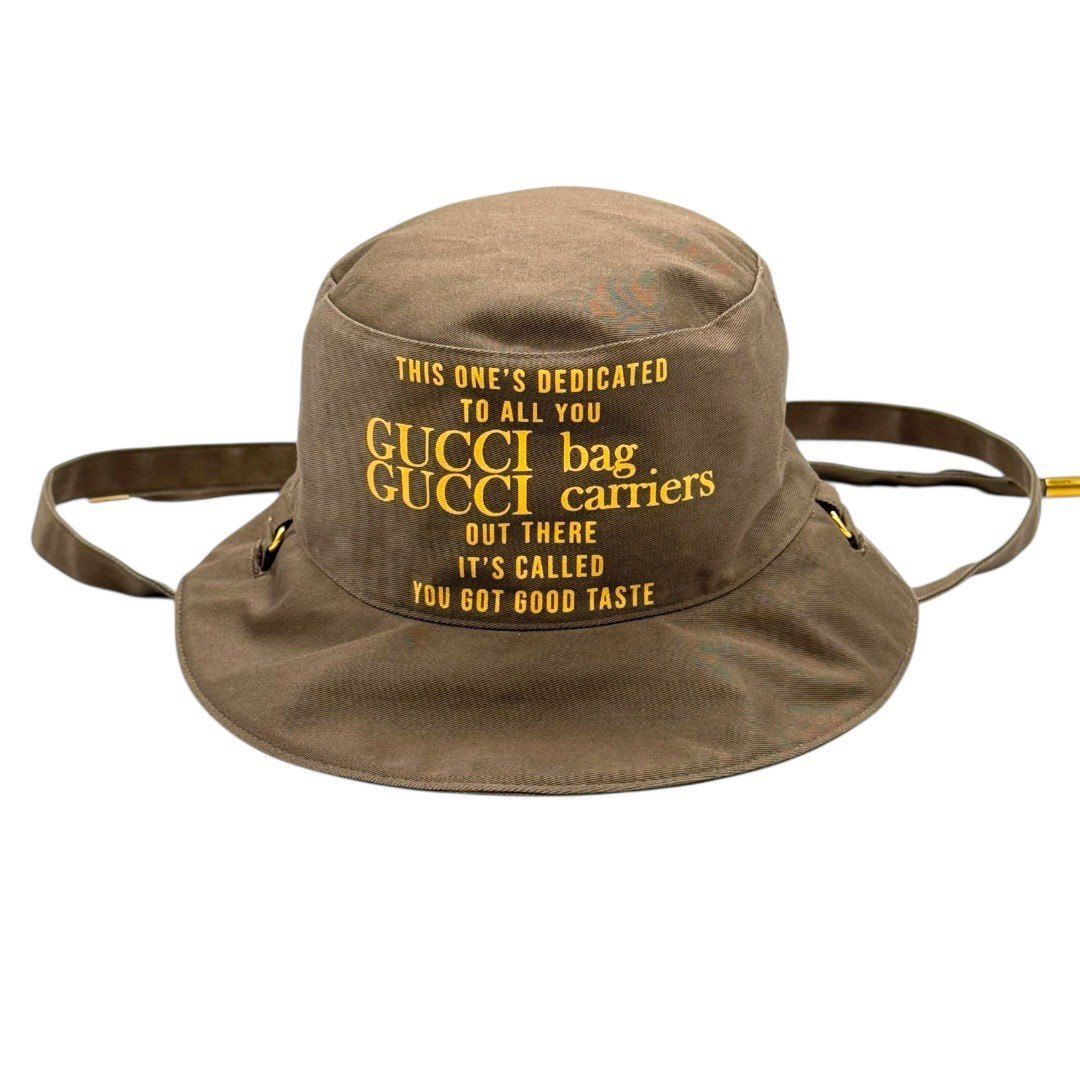 GUCCI ロゴハットコットン