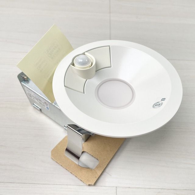 DDL-4497YW LEDダウンライト 人感センサー付 電球色 埋込穴φ100