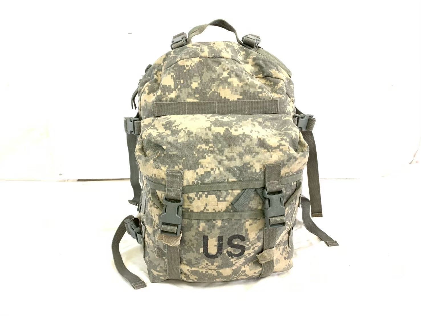 米軍放出品】MOLLE2 アサルトパック リュック バックパック