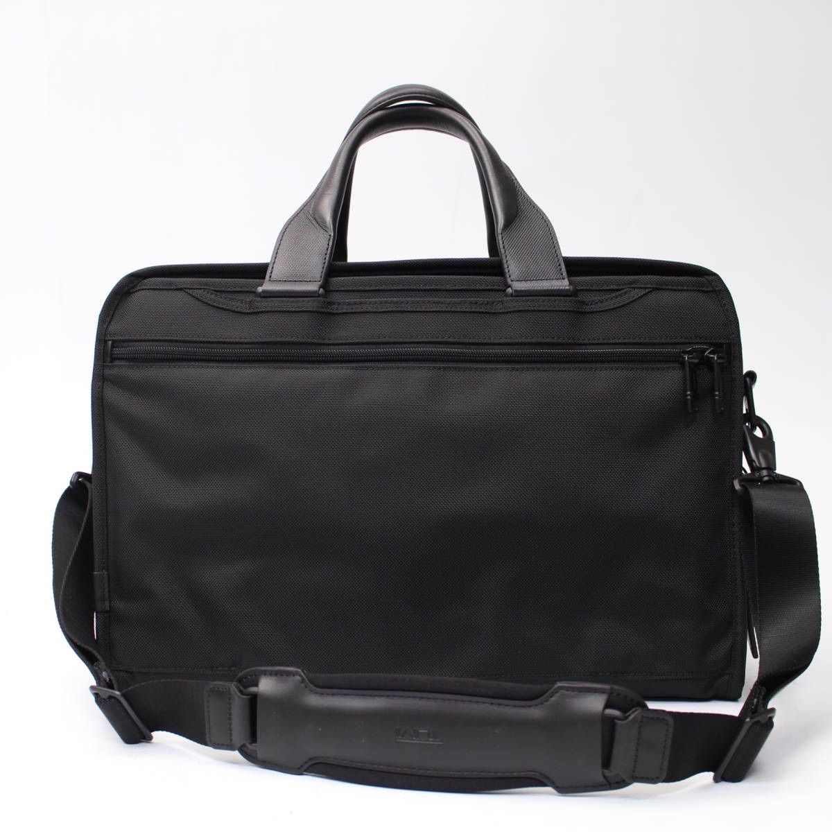 A81】TUMI ALPHA3 インターナショナル・オーガナイザー・ブリーフ 