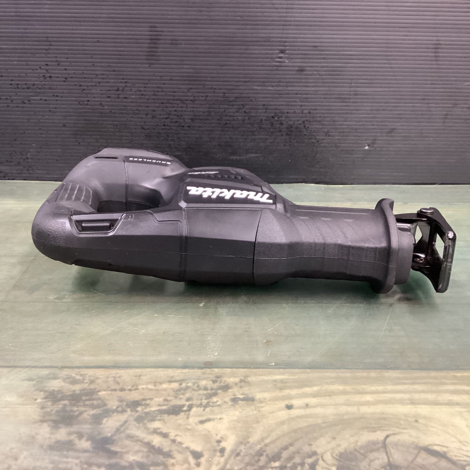 コンパクトレシプロソー 18V