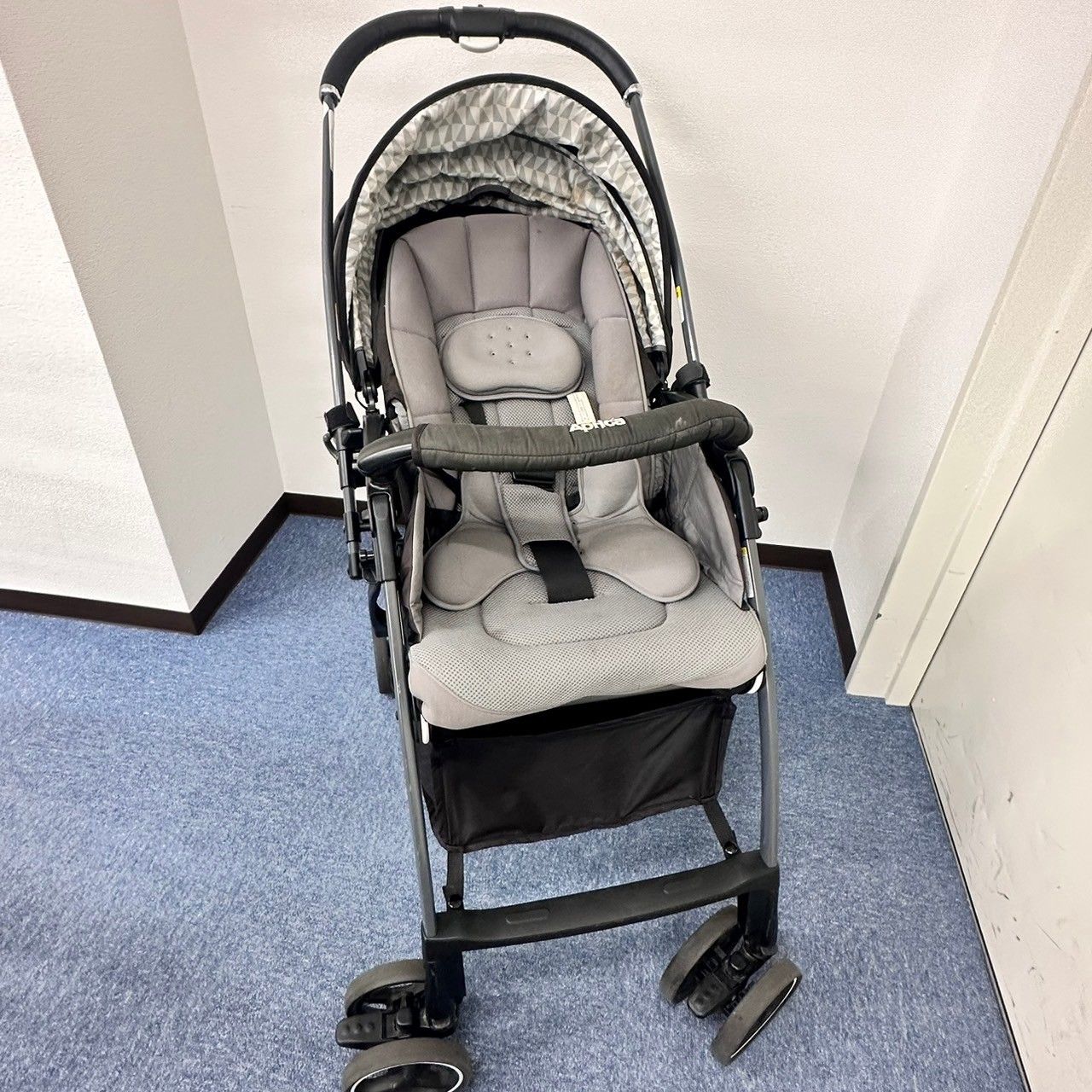 ラクーナビッテソファークッション Aprica アップリカ ベビーカー