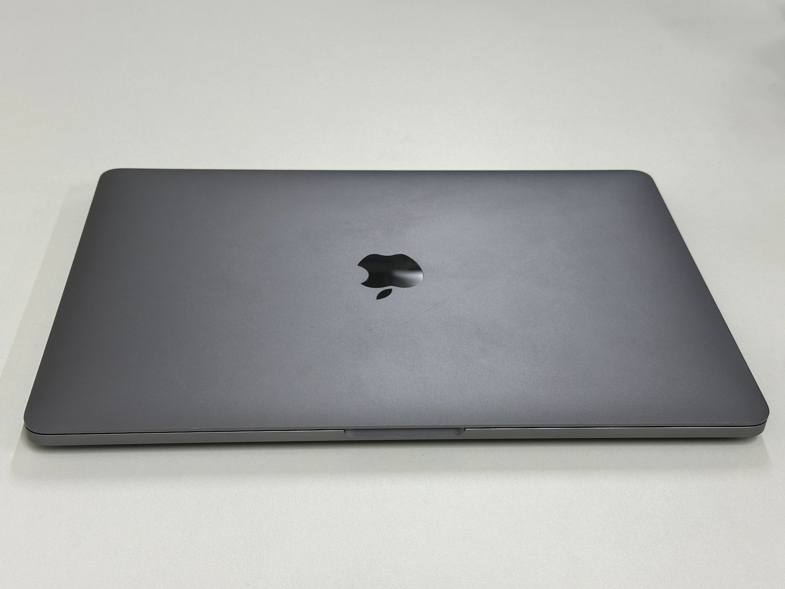 Apple MacBook Pro Apple M1 Chip (13インチPro, 8GB RAM Apple MacBook Pro Apple M1 Chip (13インチPro, 8GB RAM