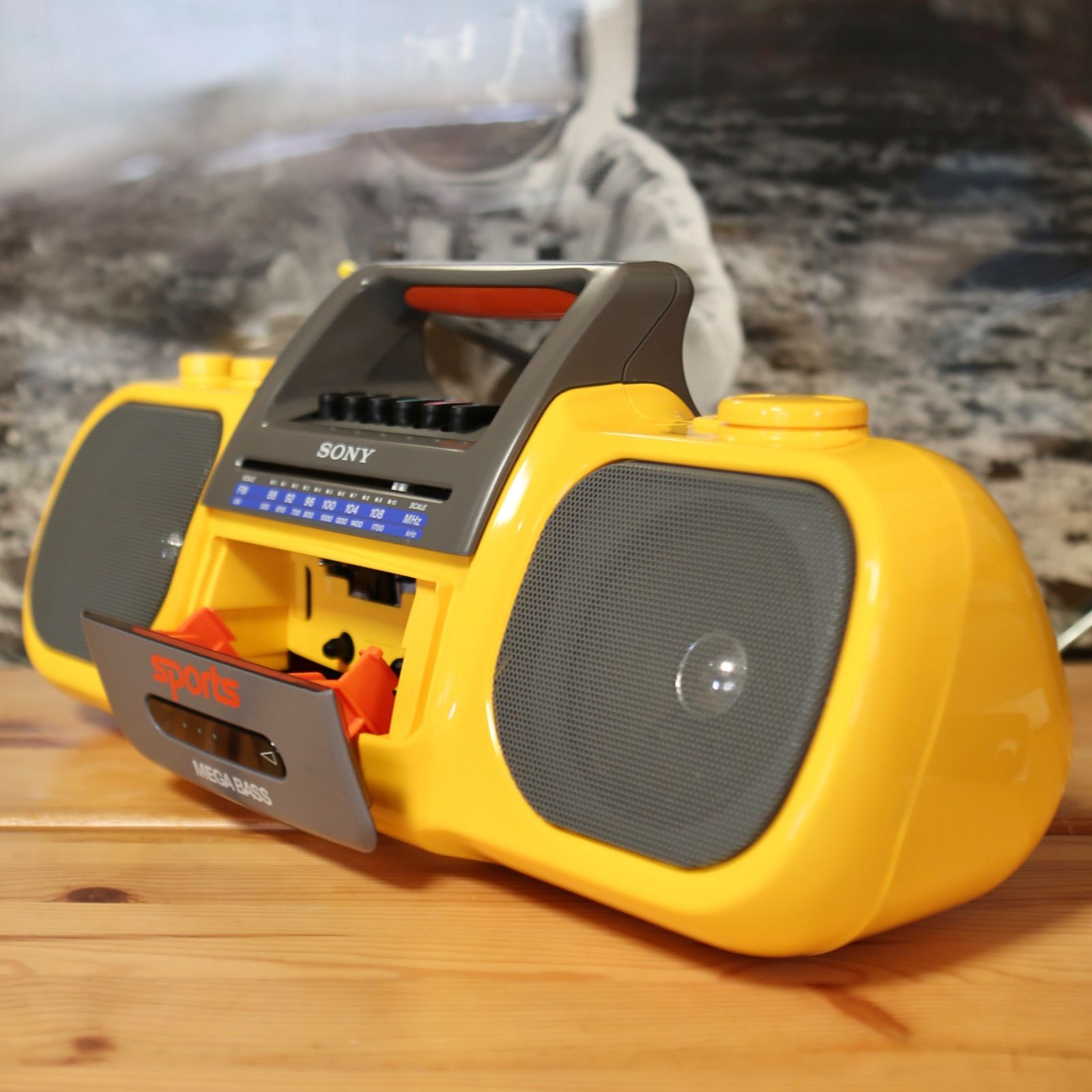 SONY SPORTS CFS-914 メガベース搭載 赤ロゴ世代 ラジカセ ソニー