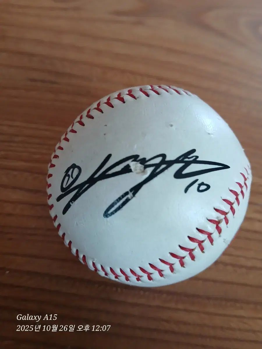 李大浩　イデホ　直筆サイン　ボール 李大浩（イ・デホ） サインボール 出品 ロッテ・ジャイアンツ 李大浩