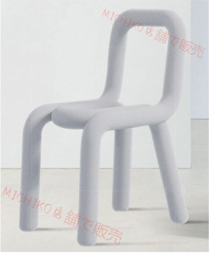 北欧の食事チェアは簡単で現代ネットの赤いデザイナーの異形の椅子のミルクティーの店が背もたれの椅子のシングルのアイデアの簡易椅子に寄りかかります