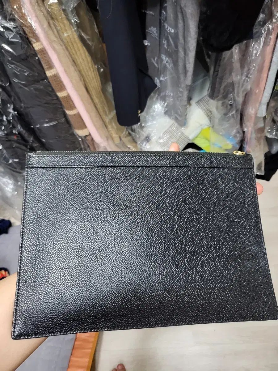 クラッチバッグ