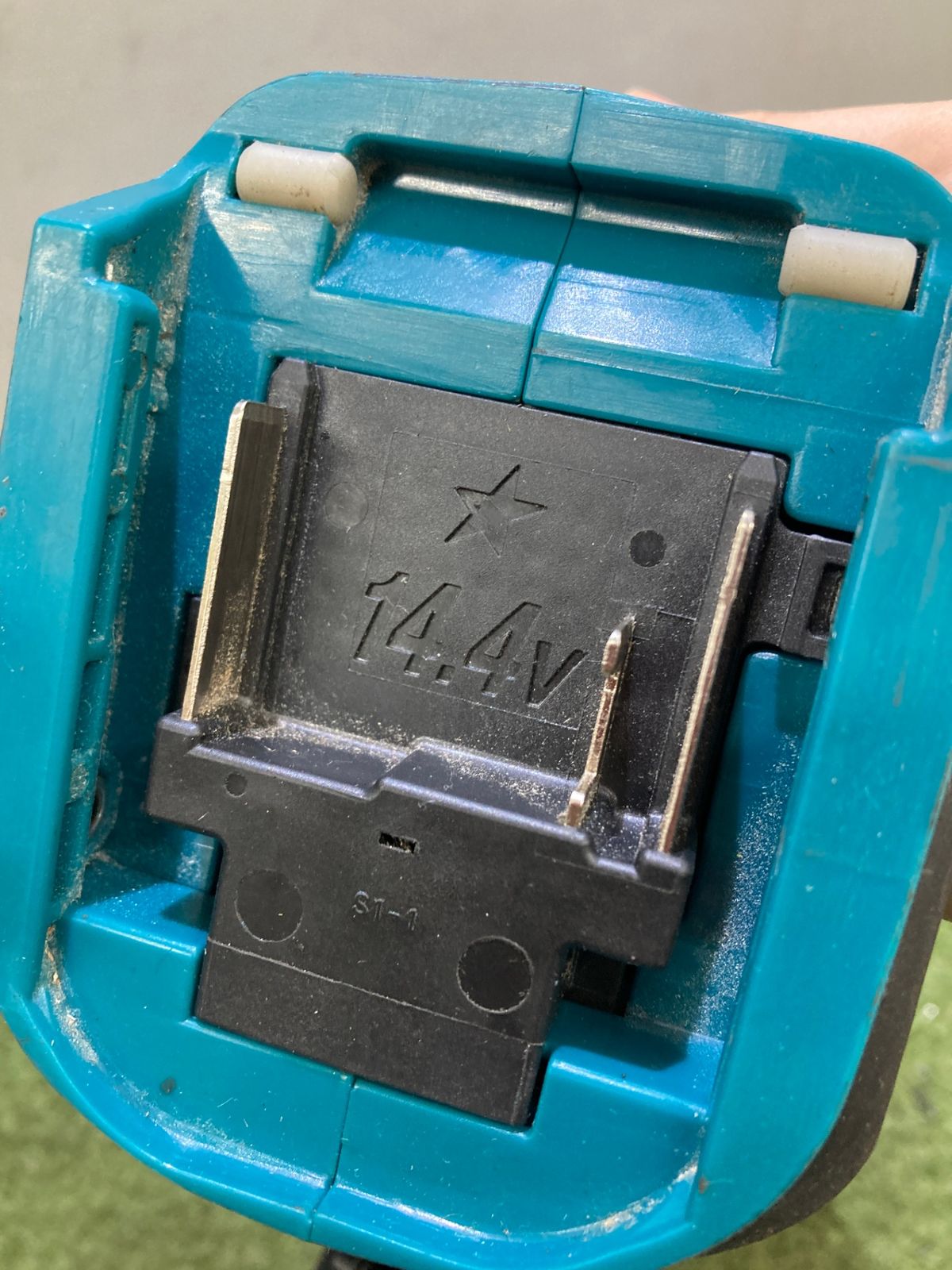 品 0921 makita マキタ 14.4v充電式ピンタッカ 本体 ケース PT352DZK ITJBL6488GOI WWW_USTAUSTRALIA_COM_AU