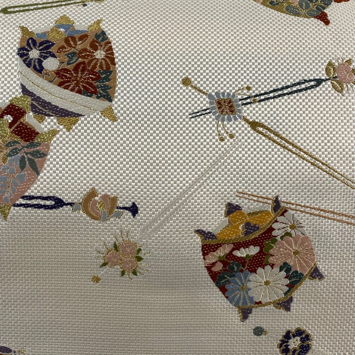 名古屋帯 秀品 糸巻き 簪 唐織 金糸 クリーム 正絹