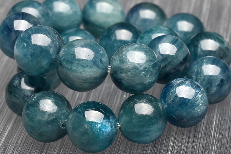 ギフトに最適。 １点物 高品質天然色 グリーンブルー ブルーグリーンカイヤナイト 9mm ブレスレット パワーストーン 天然石 _U7521