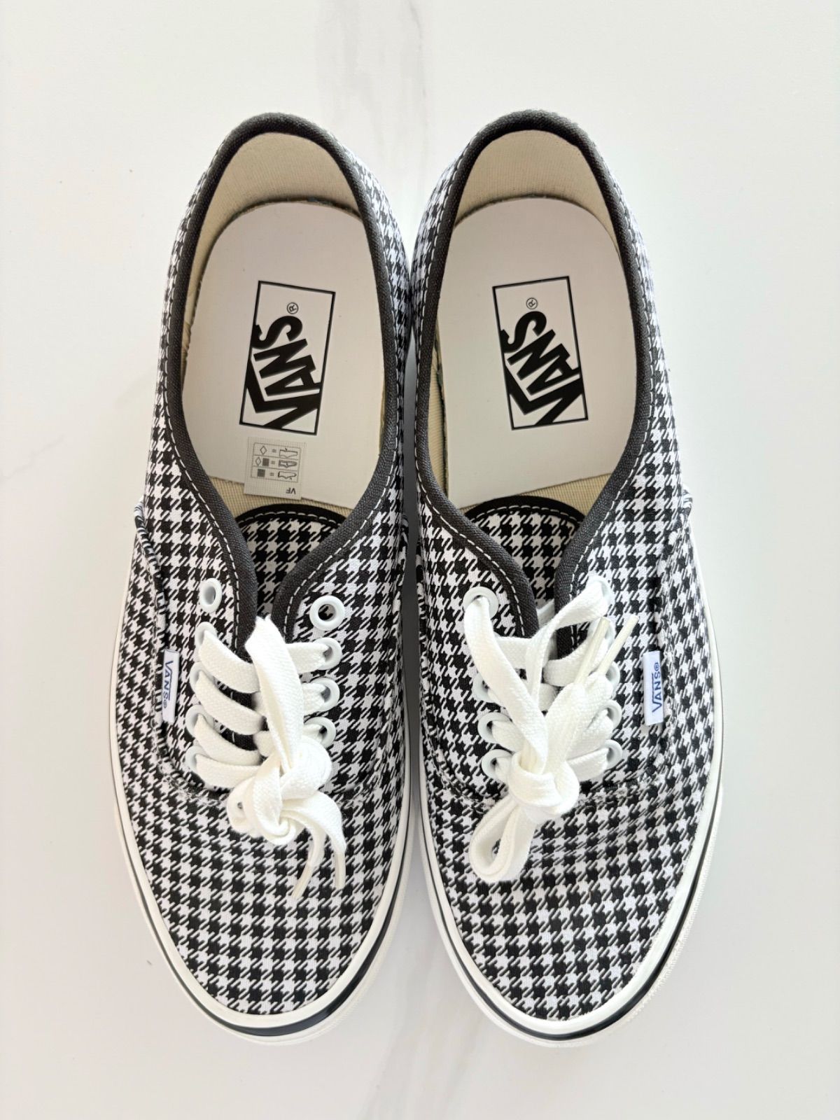 VANS ヴァンズ オーセンティック アナハイム44DX HOUNDSTOOTH - メルカリ