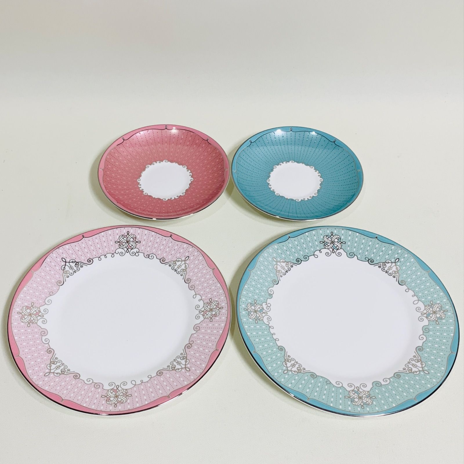 箱なし未使用品!】ウェッジウッド プシュケ トリオ2セット(リー型 
