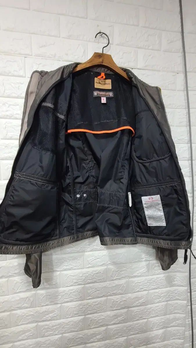 ジャケット