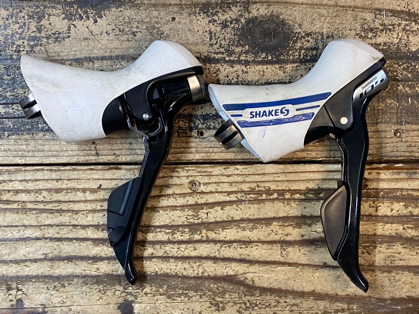 シマノ105 5800 stiレバー Amazon.co.jp: SHIMANO(シマノ) STIレバー 105 左右セット