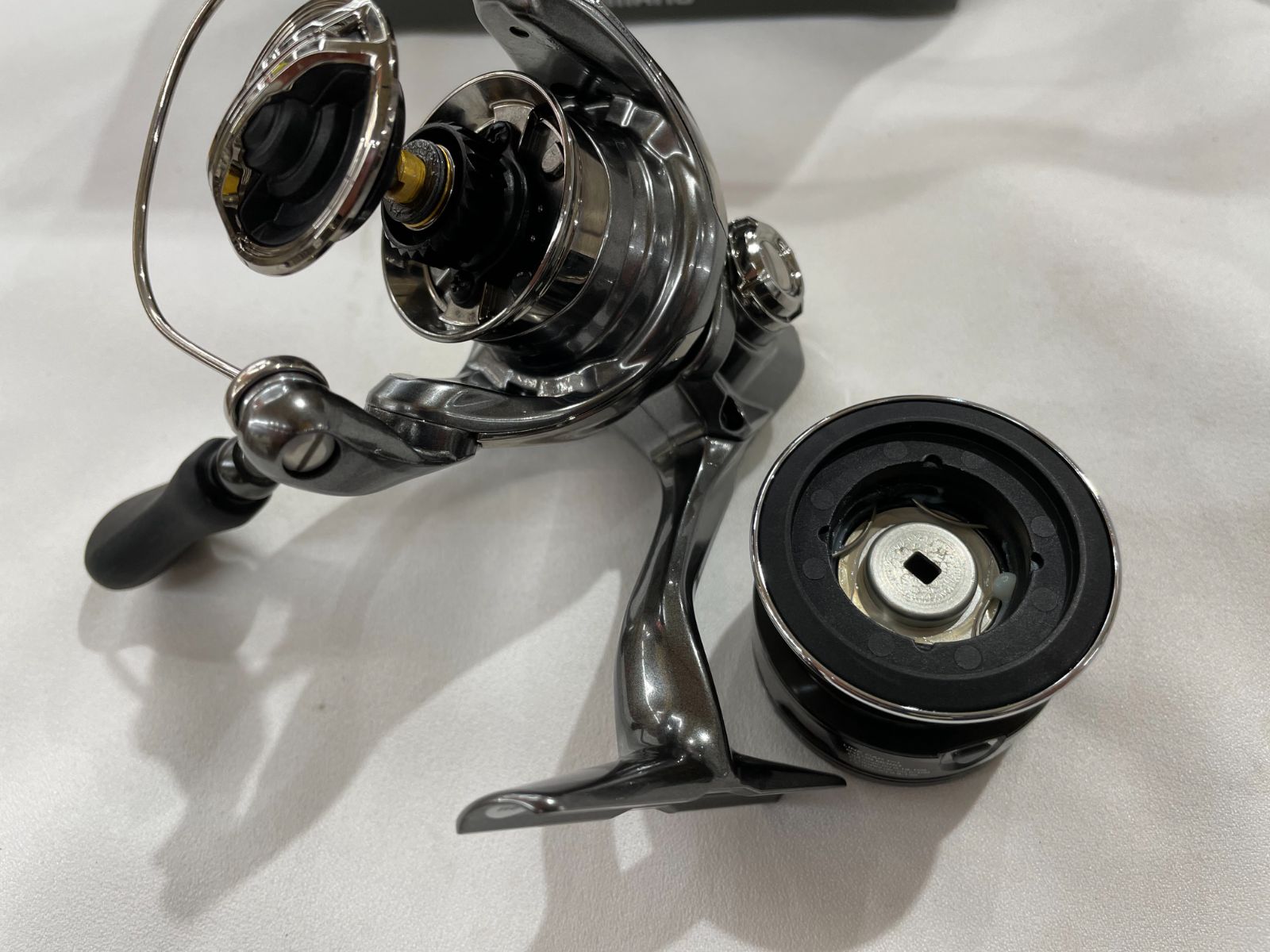 最終価格 未使用近 シマノ 24ツインパワー C2500SXG